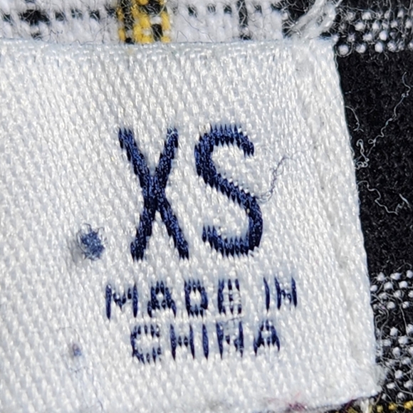 Hollister Black White Yellow Plaid Front Button Skirt w/Pockets Size XSmall - Picture 6 of 8